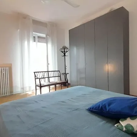 Books Apartament דירה *